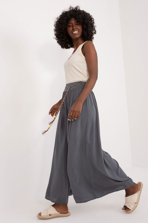 Women trousers model 196767 Och lla